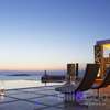 Bill & Coo Luxury Suites Hotel 